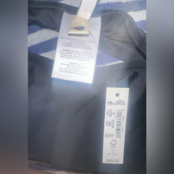 Madewell sports bra in the color black NWT SIZE M - Picture 3 of 3